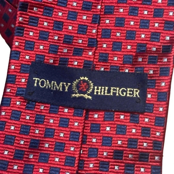 Tommy Hilfiger Men's Red Regular Fit Core Silk Neckties - Picture 3 of 5